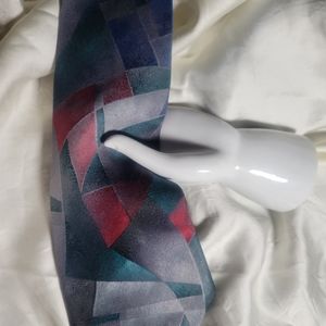 Windridge Vintage Tie Abstract Design